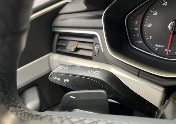 Audi A4 cena 129900 przebieg: 40085, rok produkcji 2020 z Bydgoszcz małe 379
